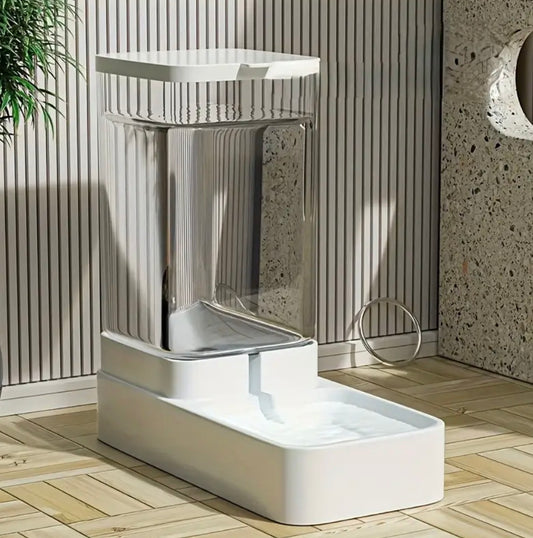 Automatic water dispenser