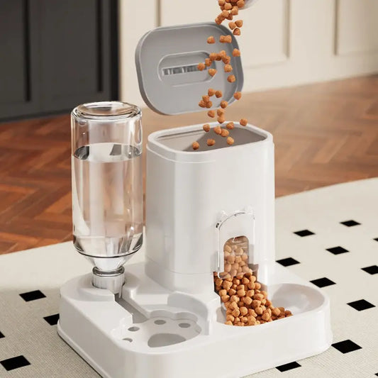 integrated automatic feeder and water dispenser for animals